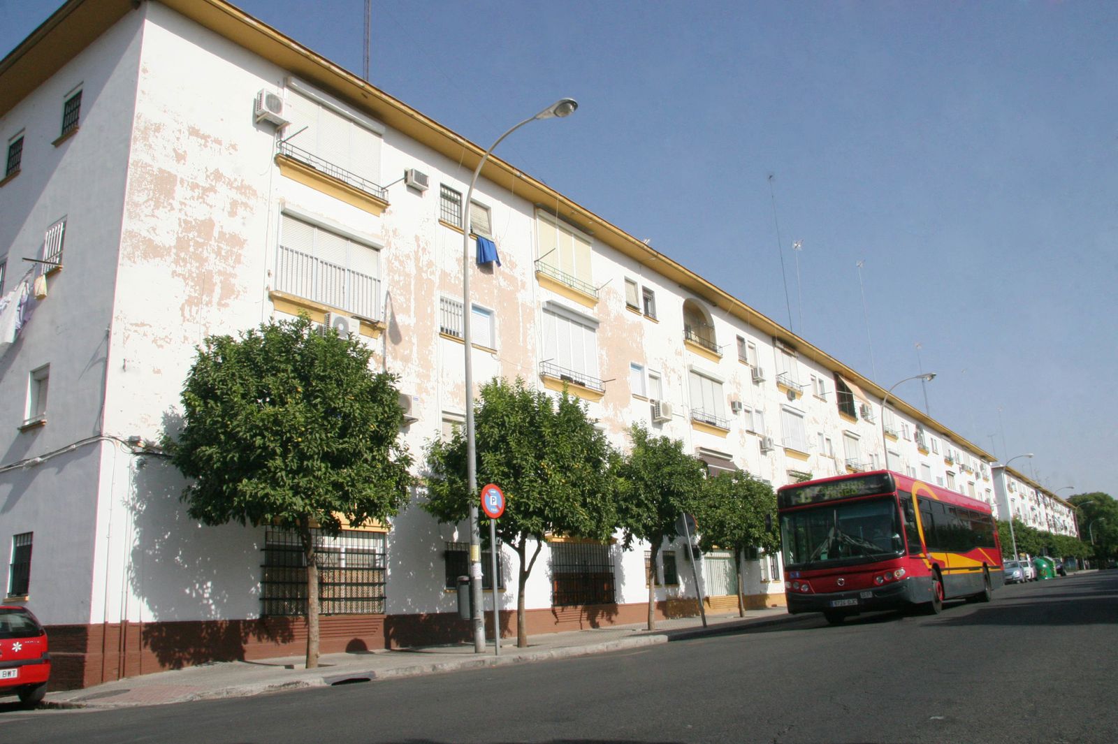 Rehabilitación de las viviendas en el tiro de Línea.