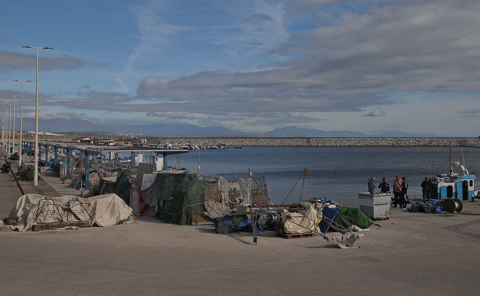El puerto pesquero de La Línea, en imágenes