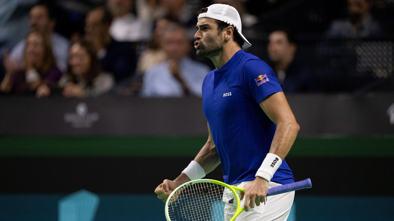 Berrettini derrota a Kokkinakis y acerca a Italia a la final de la Copa Davis