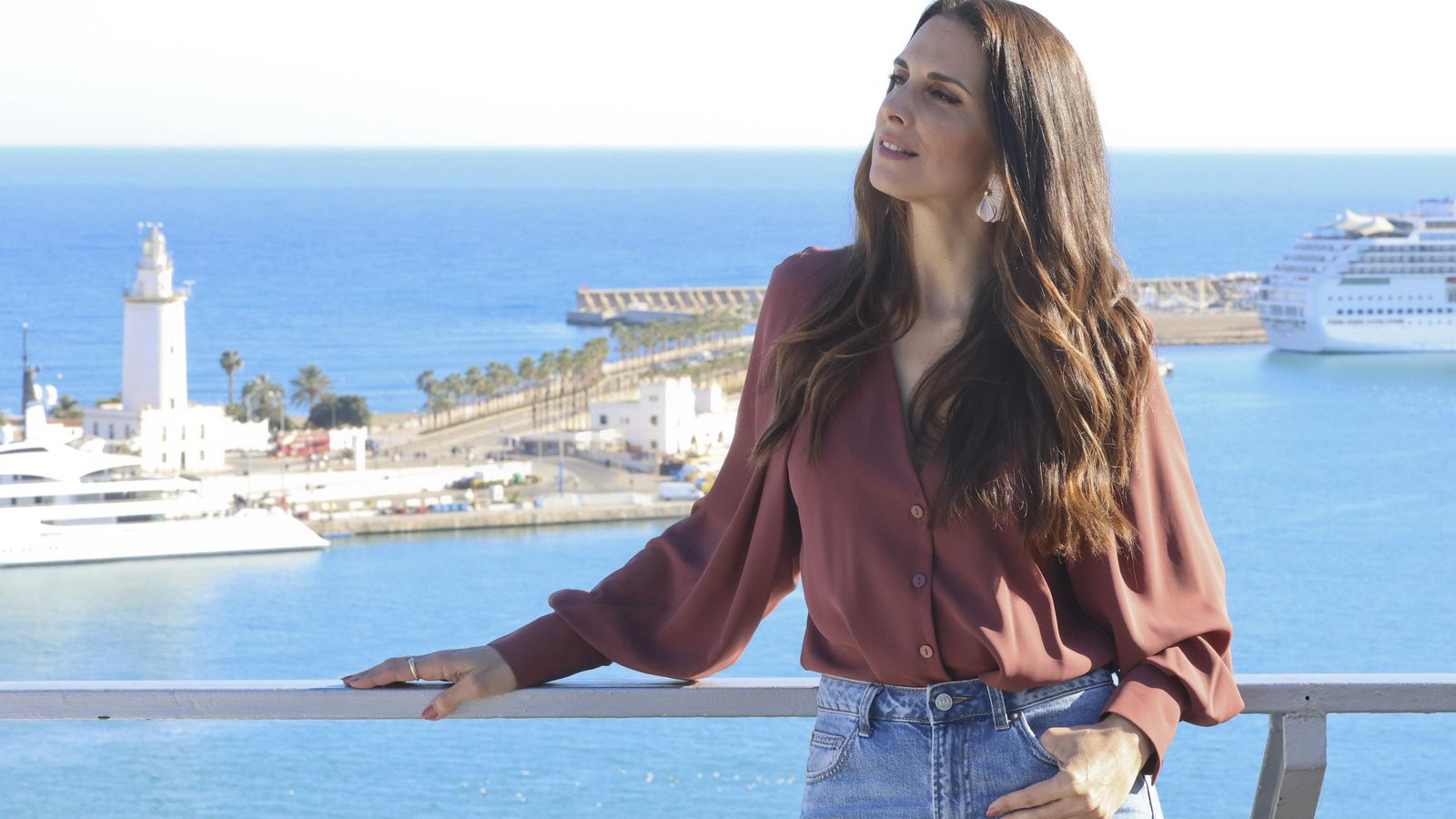 Fergó en la terraza del AC Málaga Palacio. Fergó en la terraza del AC Málaga Palacio.
