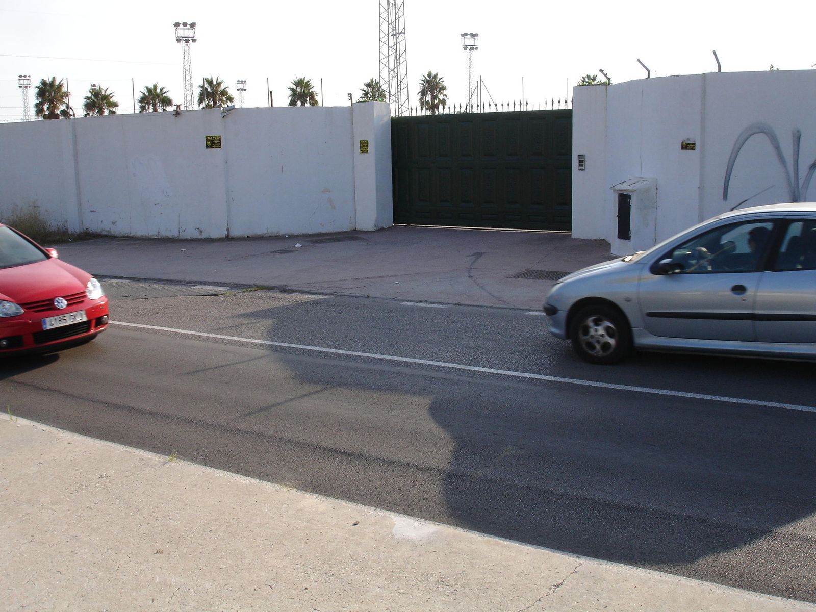 Entrada a la finca de La Caridad, donde se encontraban los cuernos de rinoceronte robados.