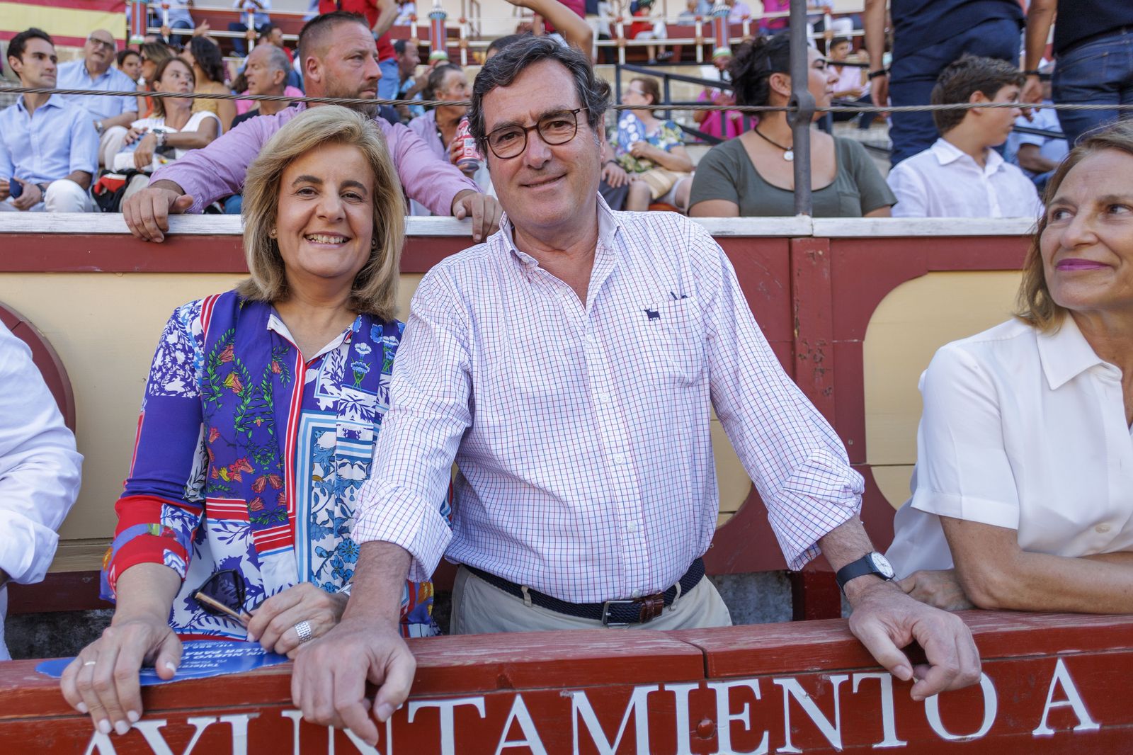 Búscate en la corrida de toros de El Puerto con Escribano, Morilla y Pinar