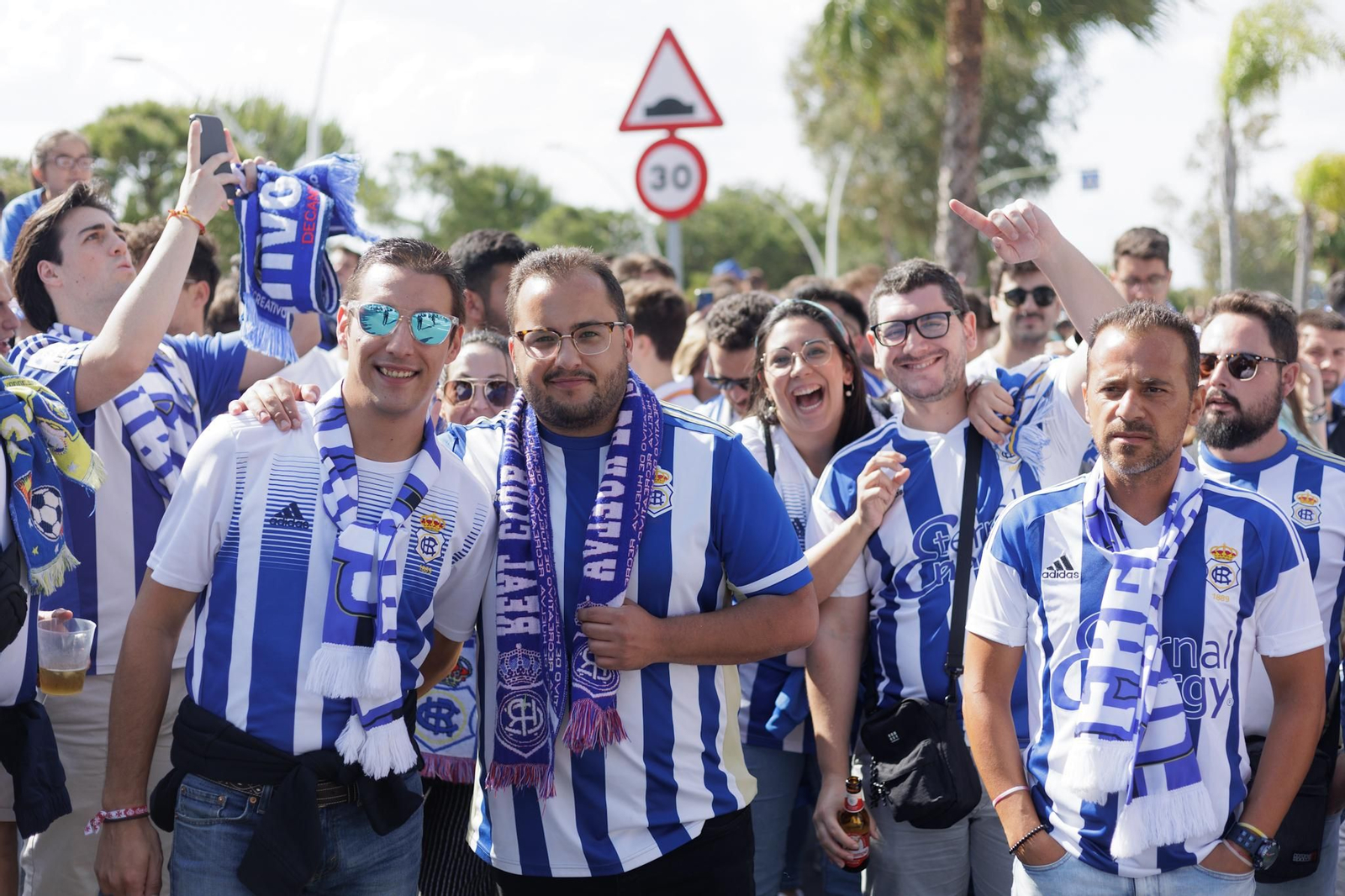 Las mejores imágenes de la afición del Recre en el partido contra la Segoviana