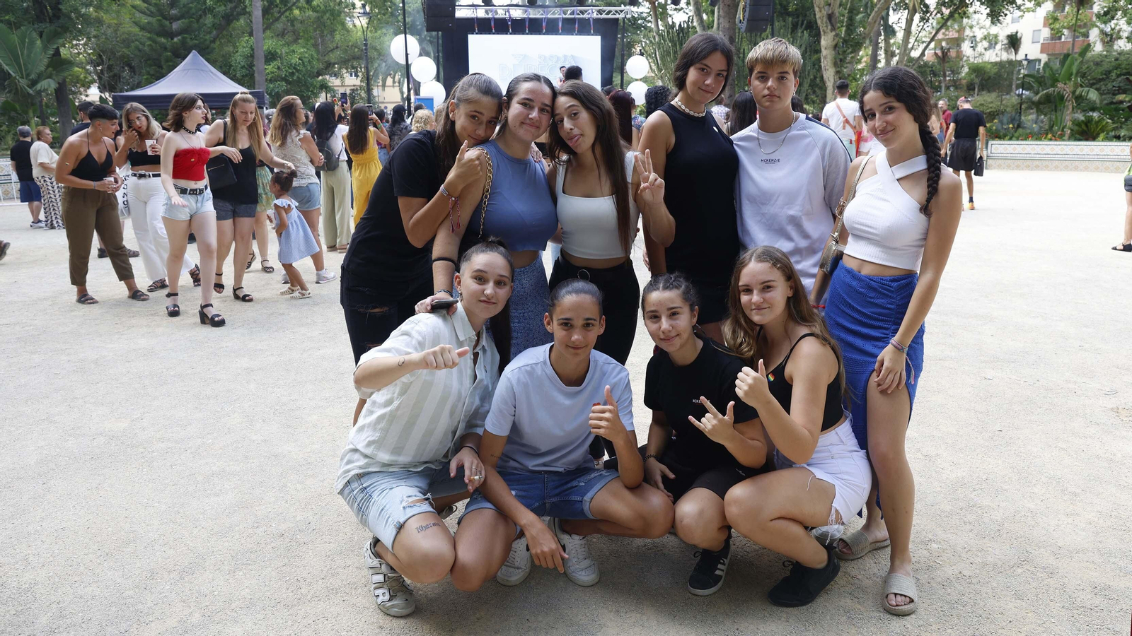 Las fotos de la fiesta del Orgullo LGTBI en el Parque María Cristina en Algeciras