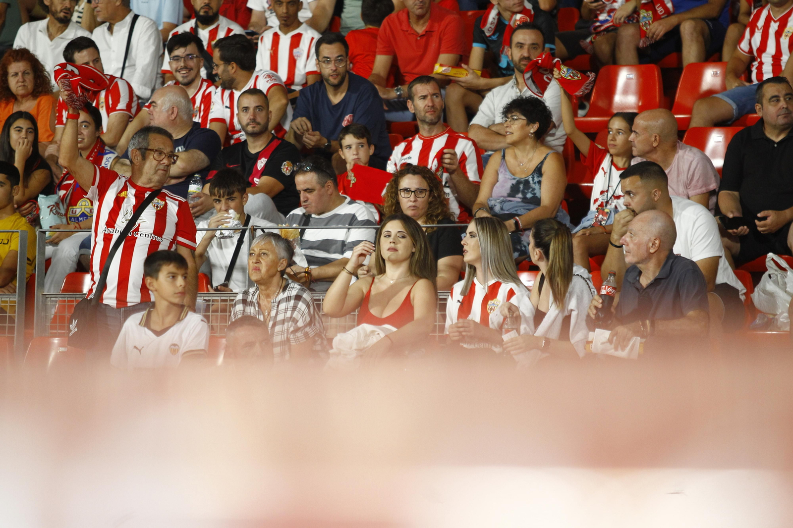 Imágenes del partido de La Liga Ea Sports U.D. Almería-Valencia C.F.