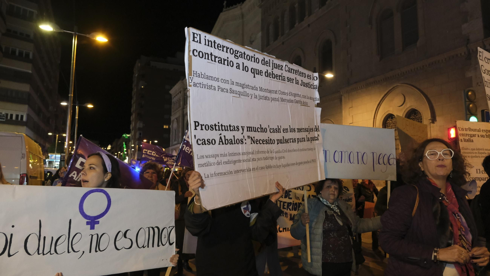 Fotografías de la manifestación del 25-N por la violencia de género, en Almería