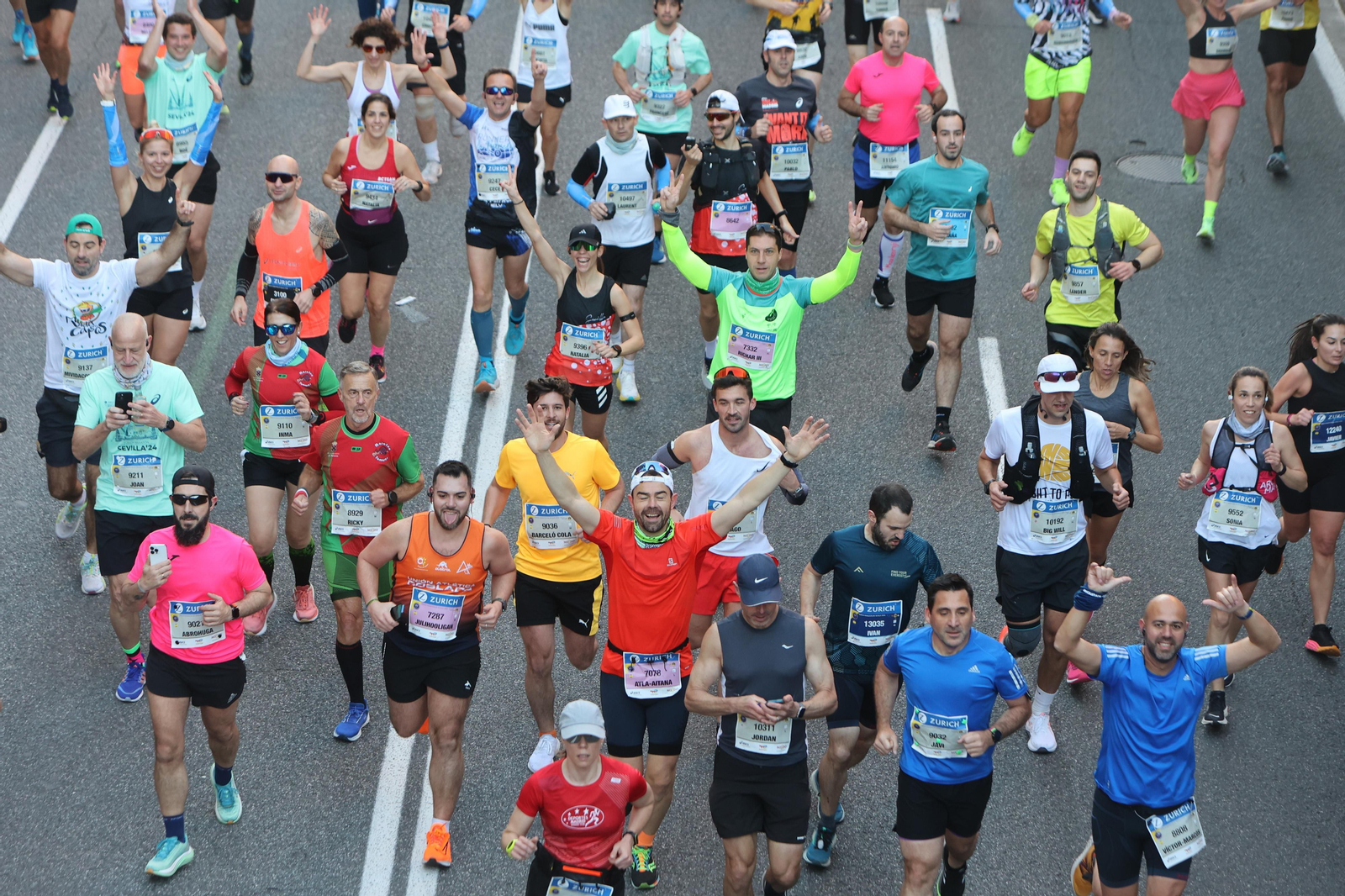 Búscate en la Zurich maratón de Sevilla