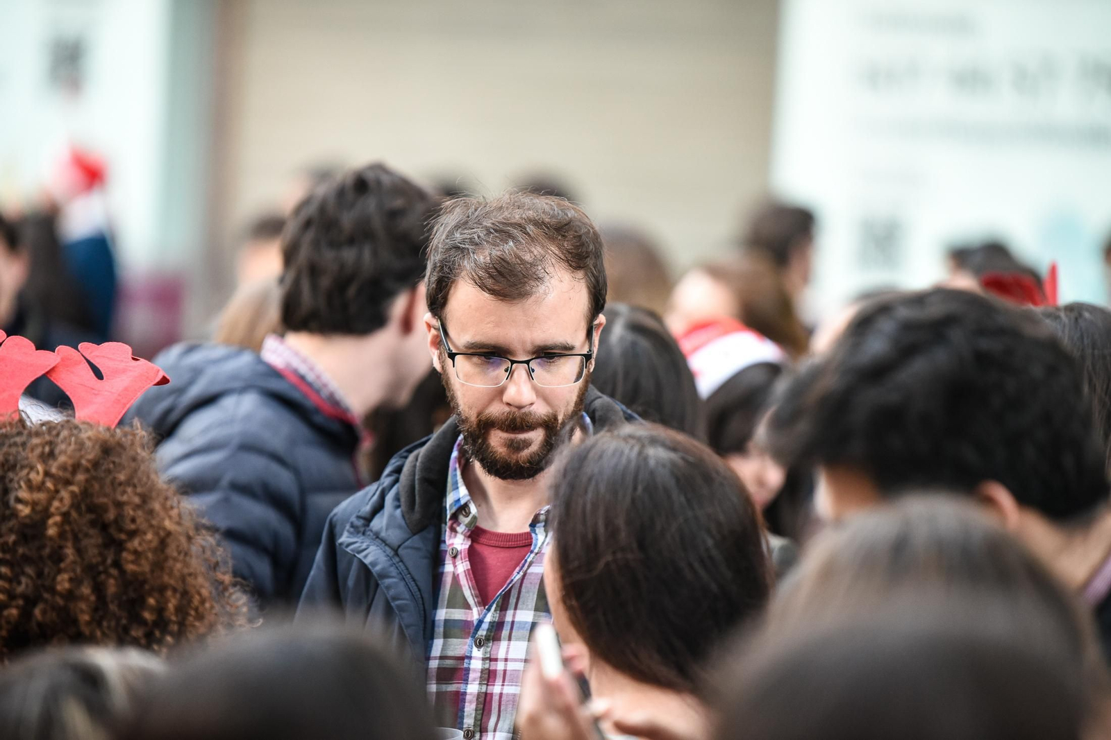 Imágenes de las celebraciones en el centro de Huelva la tarde del 24