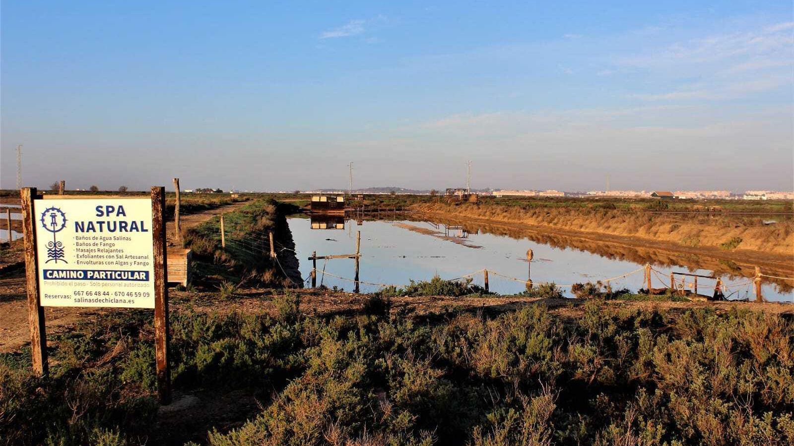 Spa Natural donde se realizan baños con agua salina o fango en la Salina Santa María de Jesús