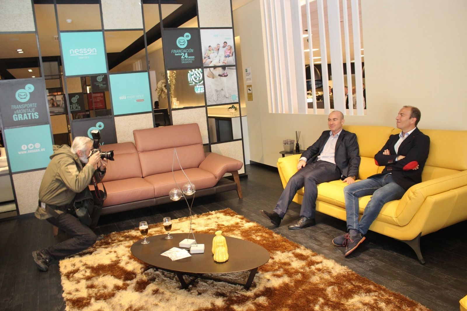 La nueva tienda de sofás.