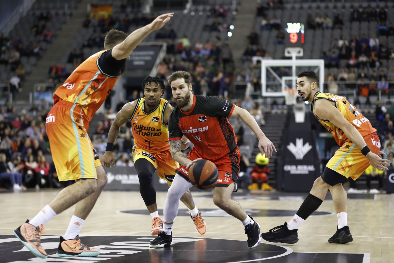 Ante la ausencia de Lluís Costa, Christian Díaz será fundamental.