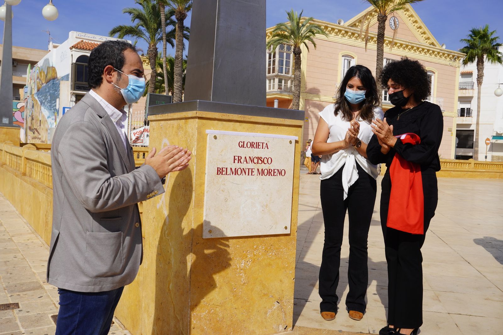 El fallecido edil Francisco Belmonte ya da nombre a La Glorieta de Carboneras