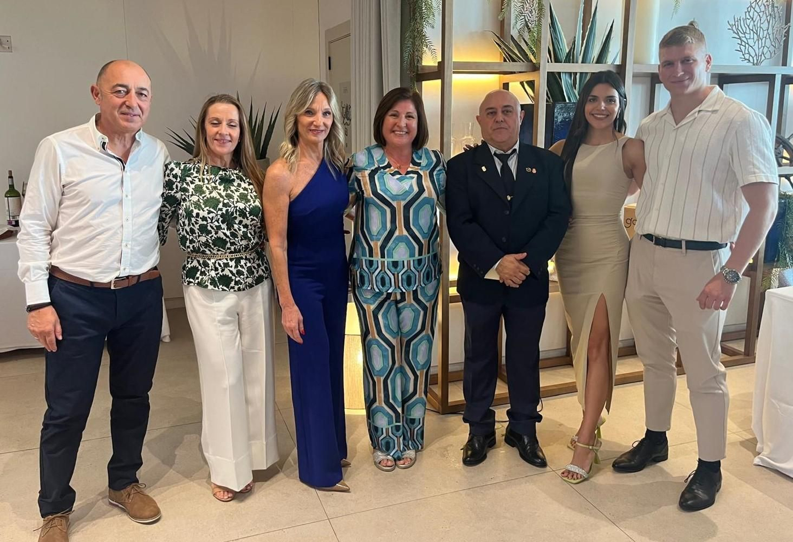 Así fue el homenaje a Francisco Martínez, jefe de Servicios de 'El Acebuche', por su jubilación