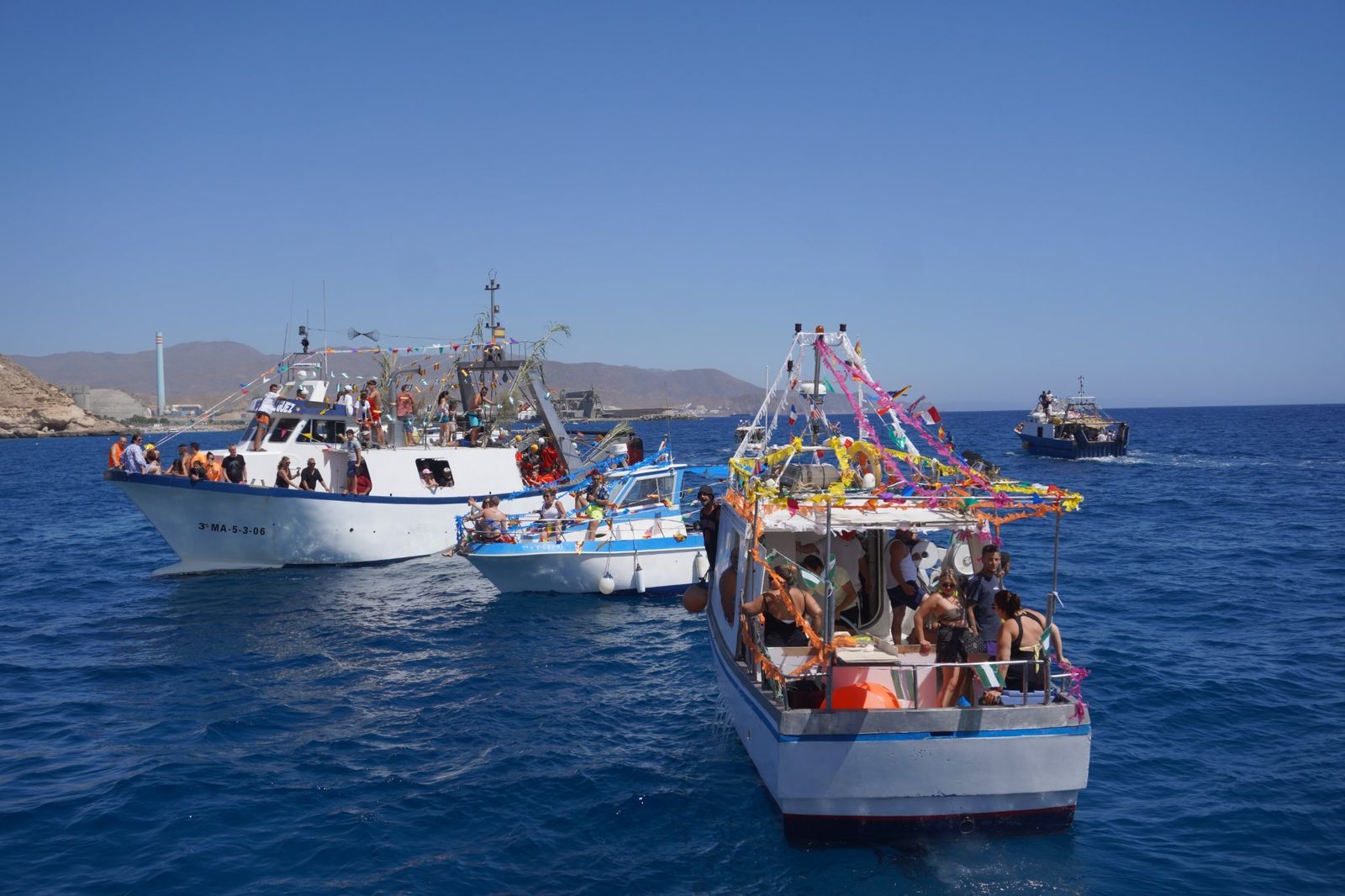 Fotogalería de la procesión marinera de la Virgen del Carmen de Carboneras