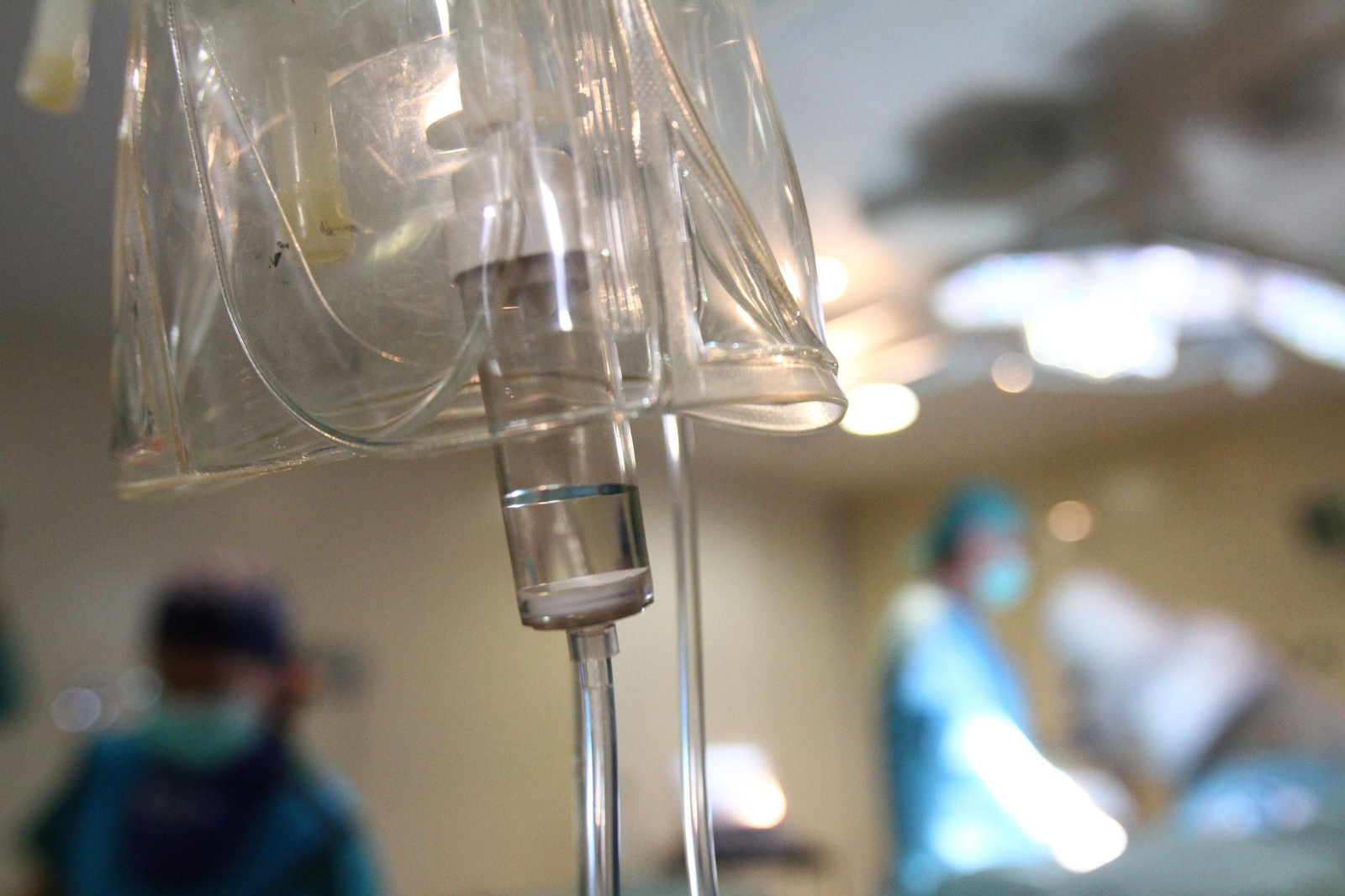 El Hospital Juan Ramón Jiménez implanta los dos primeros marcapasos sin cable en pacientes onubenses