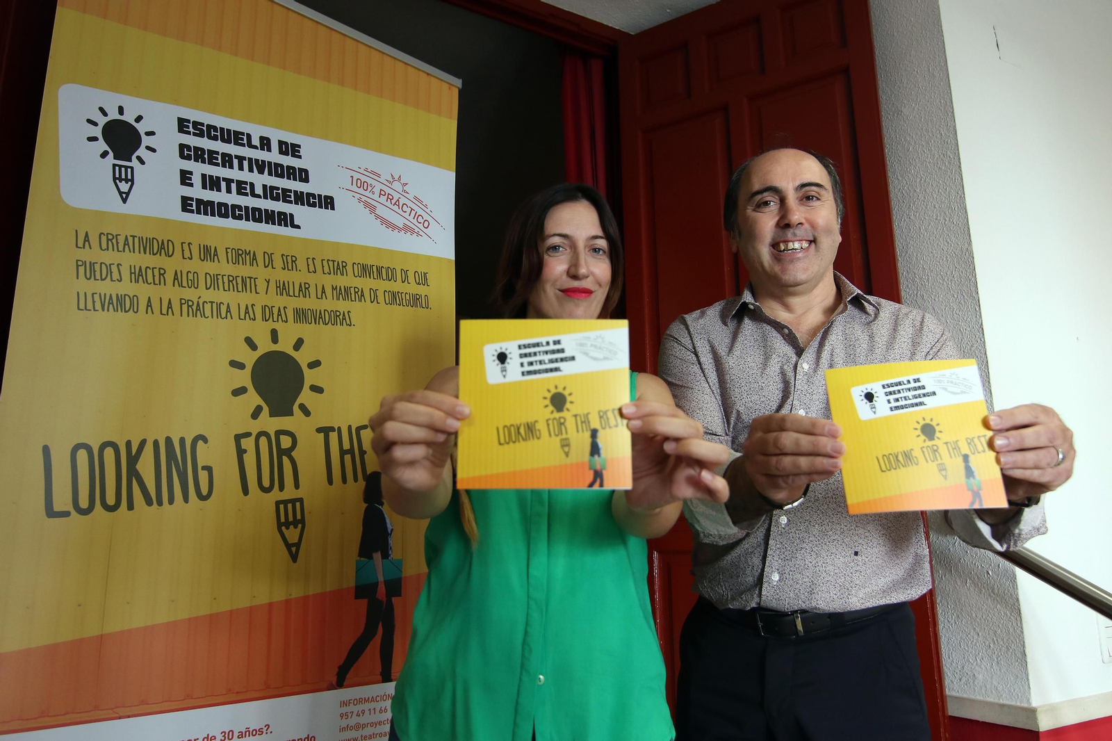 Elia Sánchez y Julián Molina, en la presentación de la escuela.