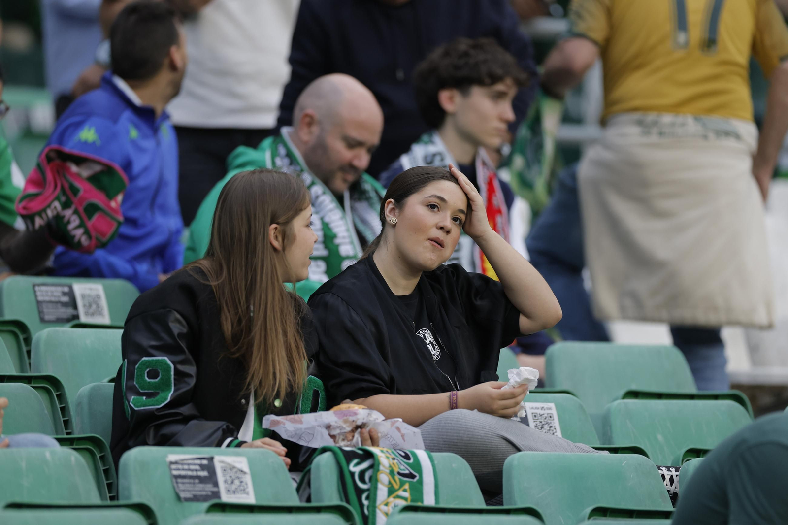 Búscate en las fotos del Betis - Jagiellonia