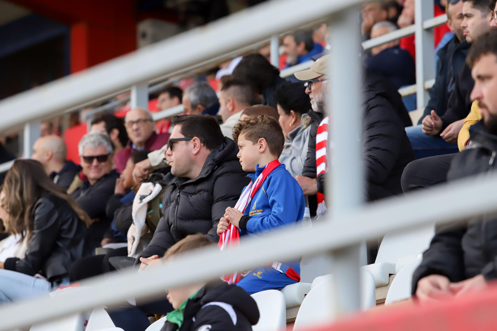 Búscate en el Algeciras CF-Recreativo Granada de Primera Federación