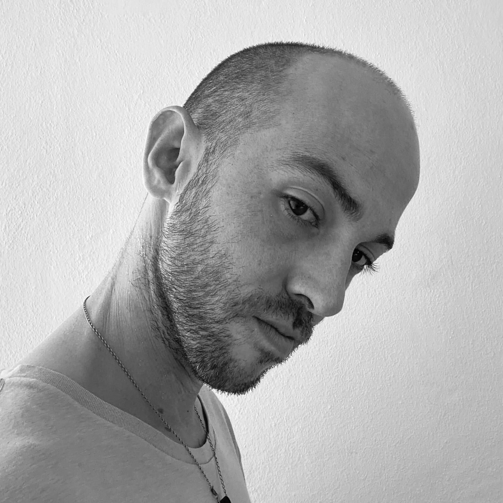 El diseñador Mario Caravaca