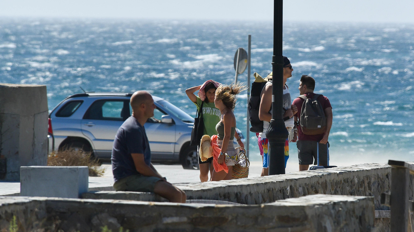 Un día de levante fuerte en Tarifa, en imágenes