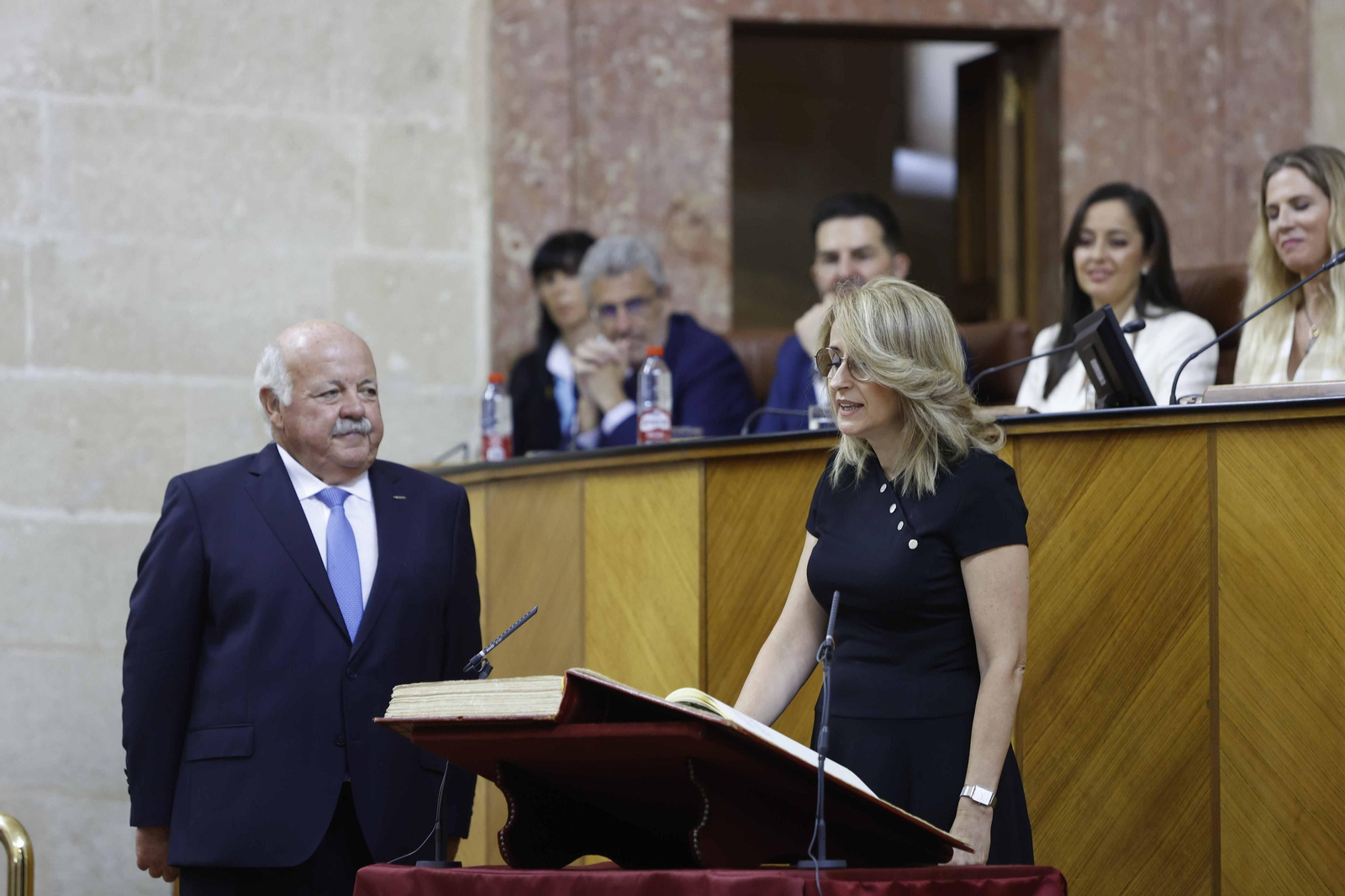 La constitución del Parlamento andaluz, todas las imágenes