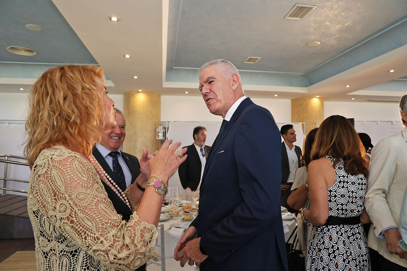 Imágenes de los invitados al acto de entrega del VI Premio Reconocimiento Andaluz a Carolina Marín