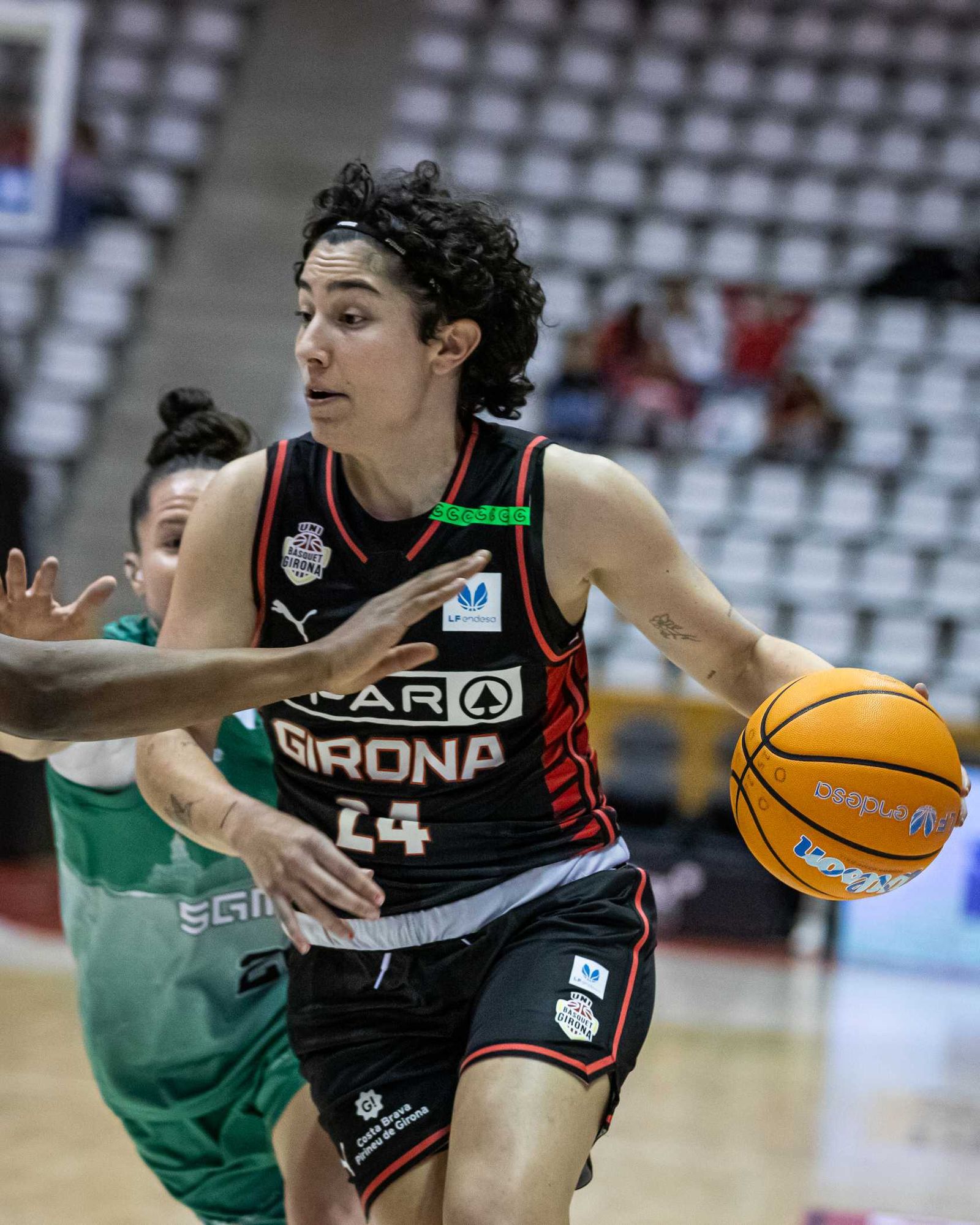 Derrota contundente del CAB Estepona en Girona (88-62)