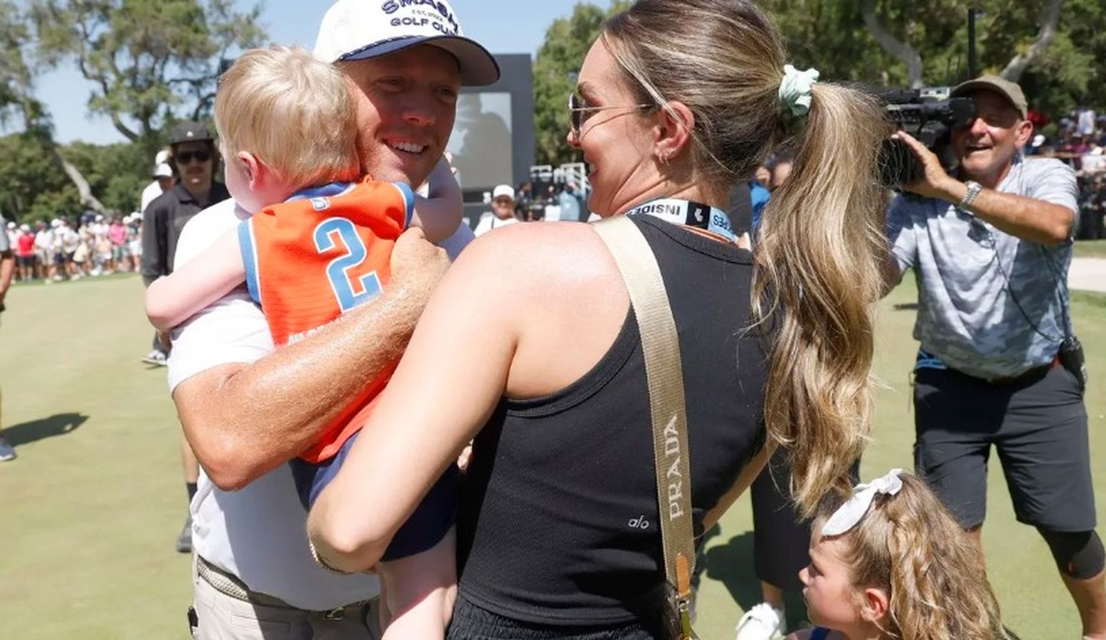 El estadounidense Talor Gooch celebra su triunfo en Valderrama en 2025