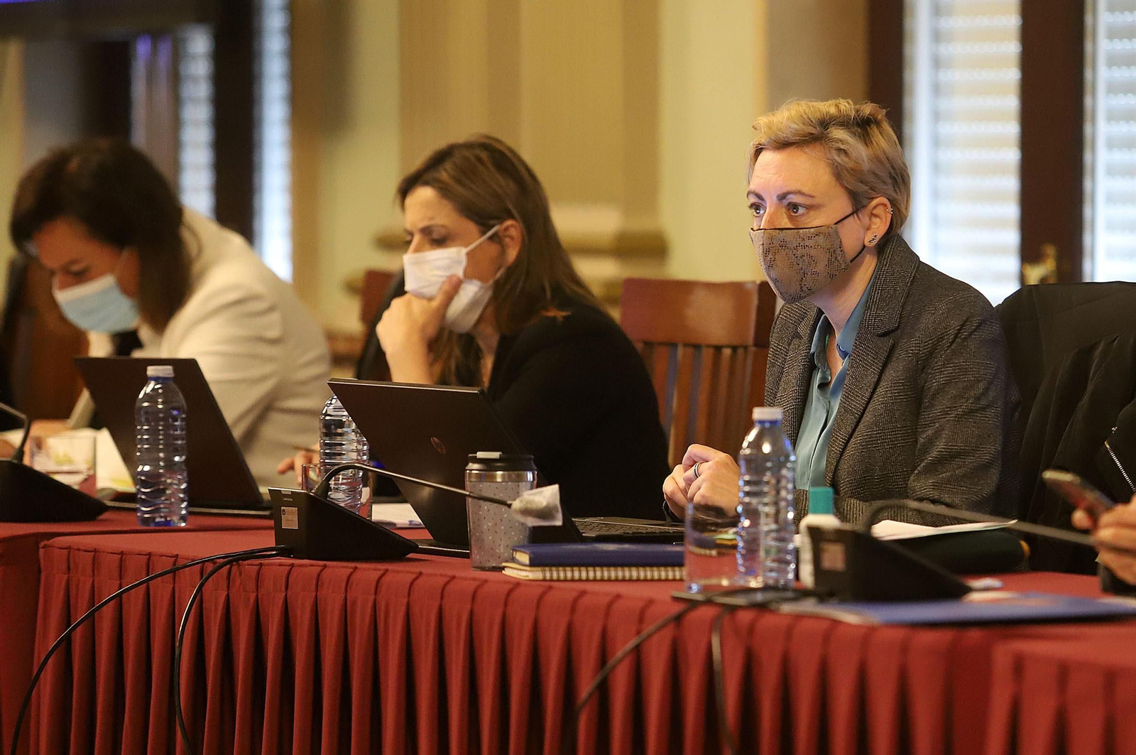 Imágenes del pleno celebrado en el Ayuntamiento de Huelva