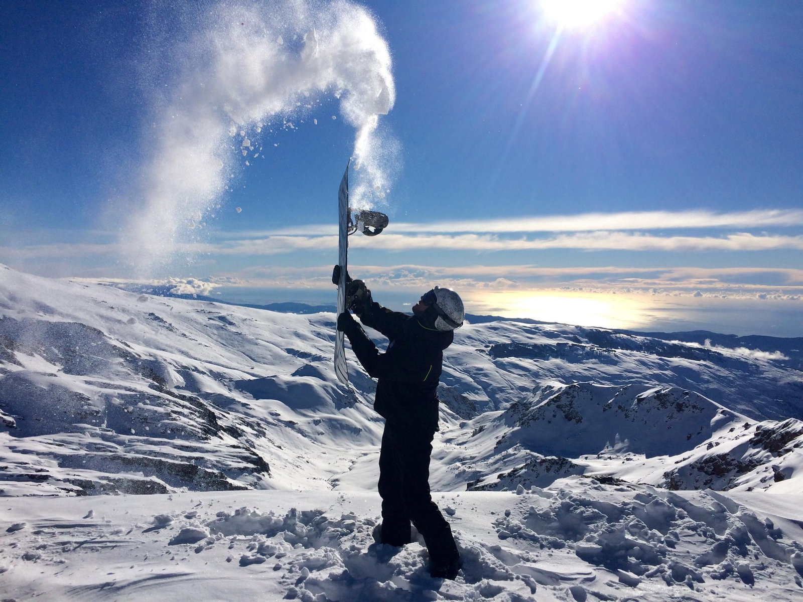Las últimas nevadas han sumado más de 20 centímetros de nieve nueva en casi todas las cotas de la Sierra.