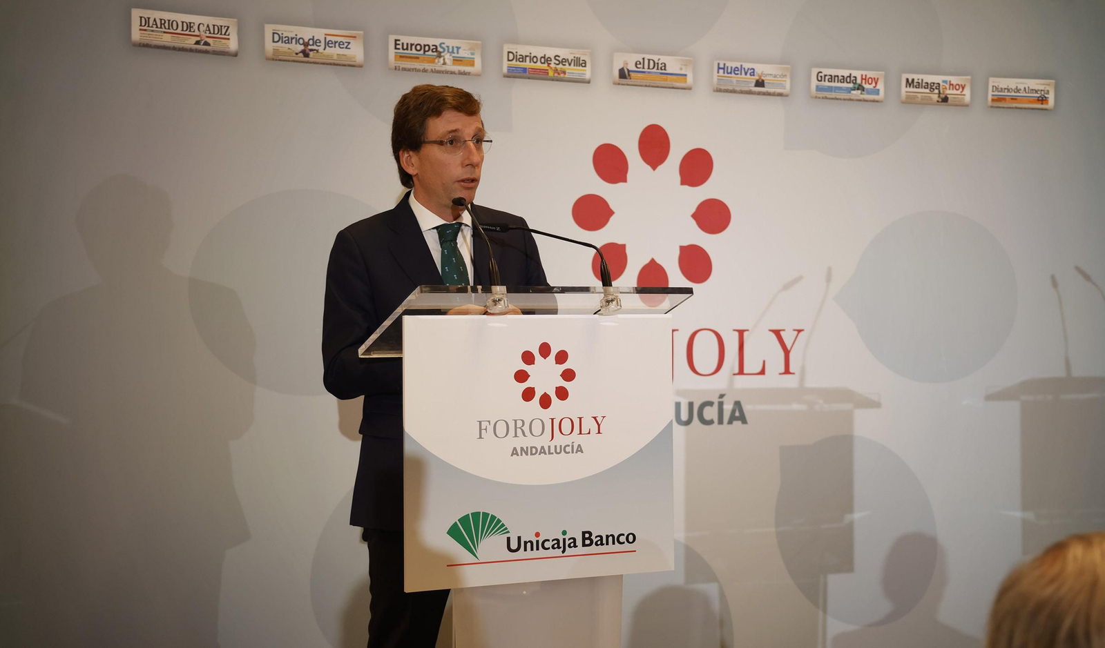 Elías Bendodo en el Foro Joly, todas las imágenes