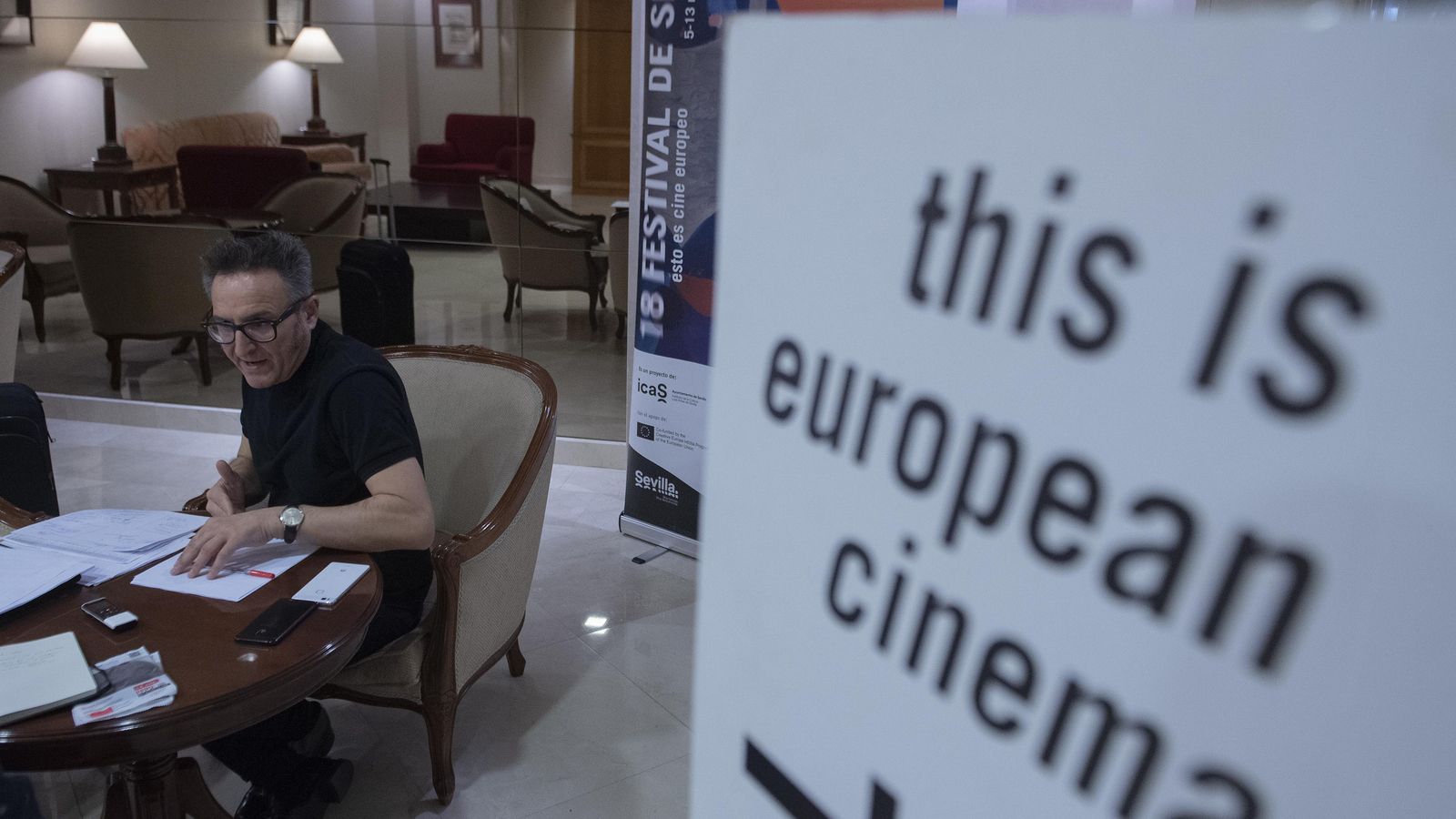 José Luis Cienfuegos, en otro momento de la entrevista.