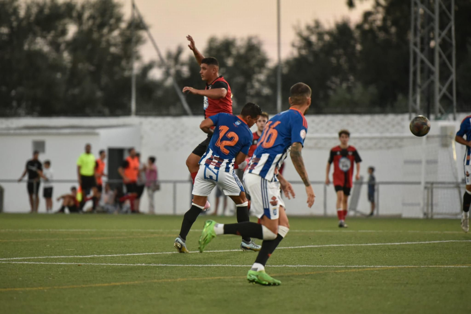 Las imágenes del triunfo del Xerez CD en el Trofeo Andrés Chacón