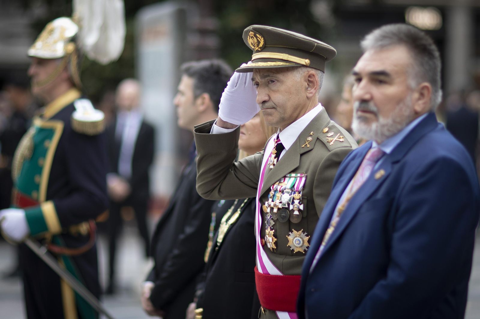 Las imágenes del Día de la Hispanidad en Granada