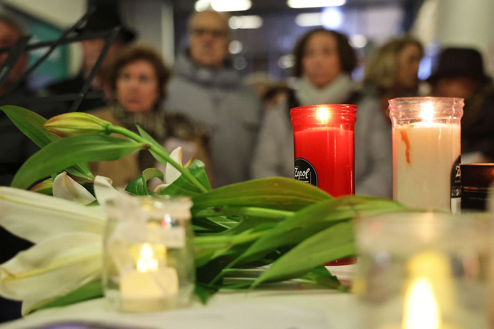 Las fotografías de la vigilia por los fallecidos en el accidente de tren  de Adamuz
