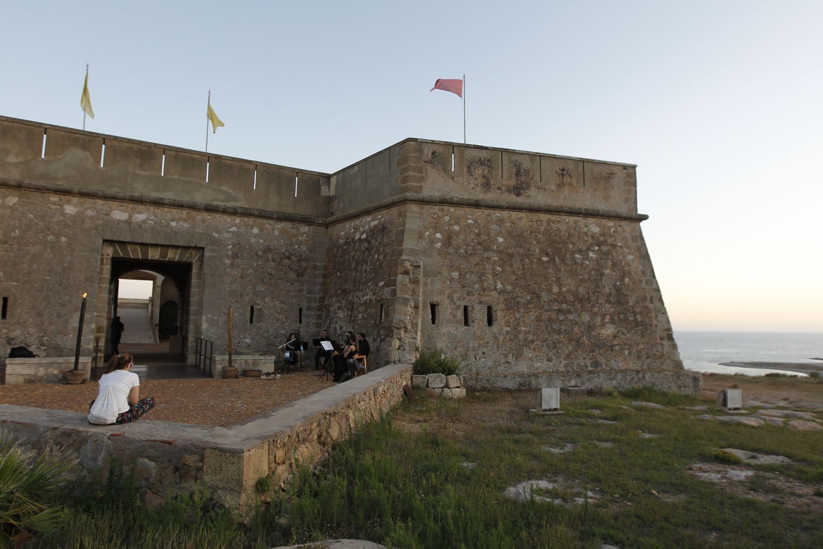 Historia teatralizada del castillo de Guardias Viejas. El Ejido