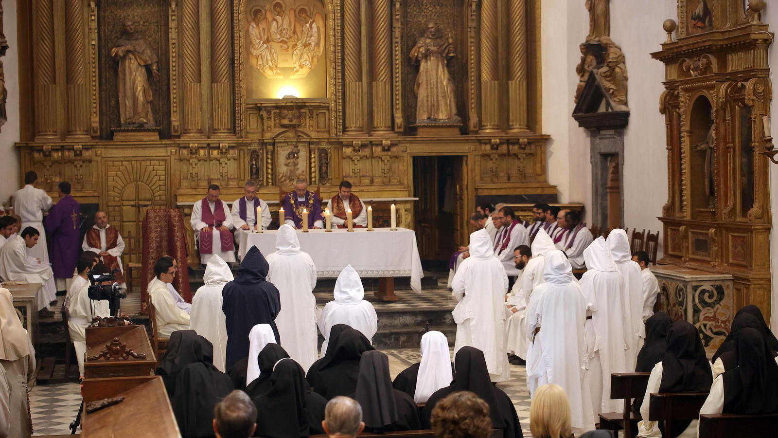 Misa de despedida en la Cartuja de Jerez a las hermanas de Belén