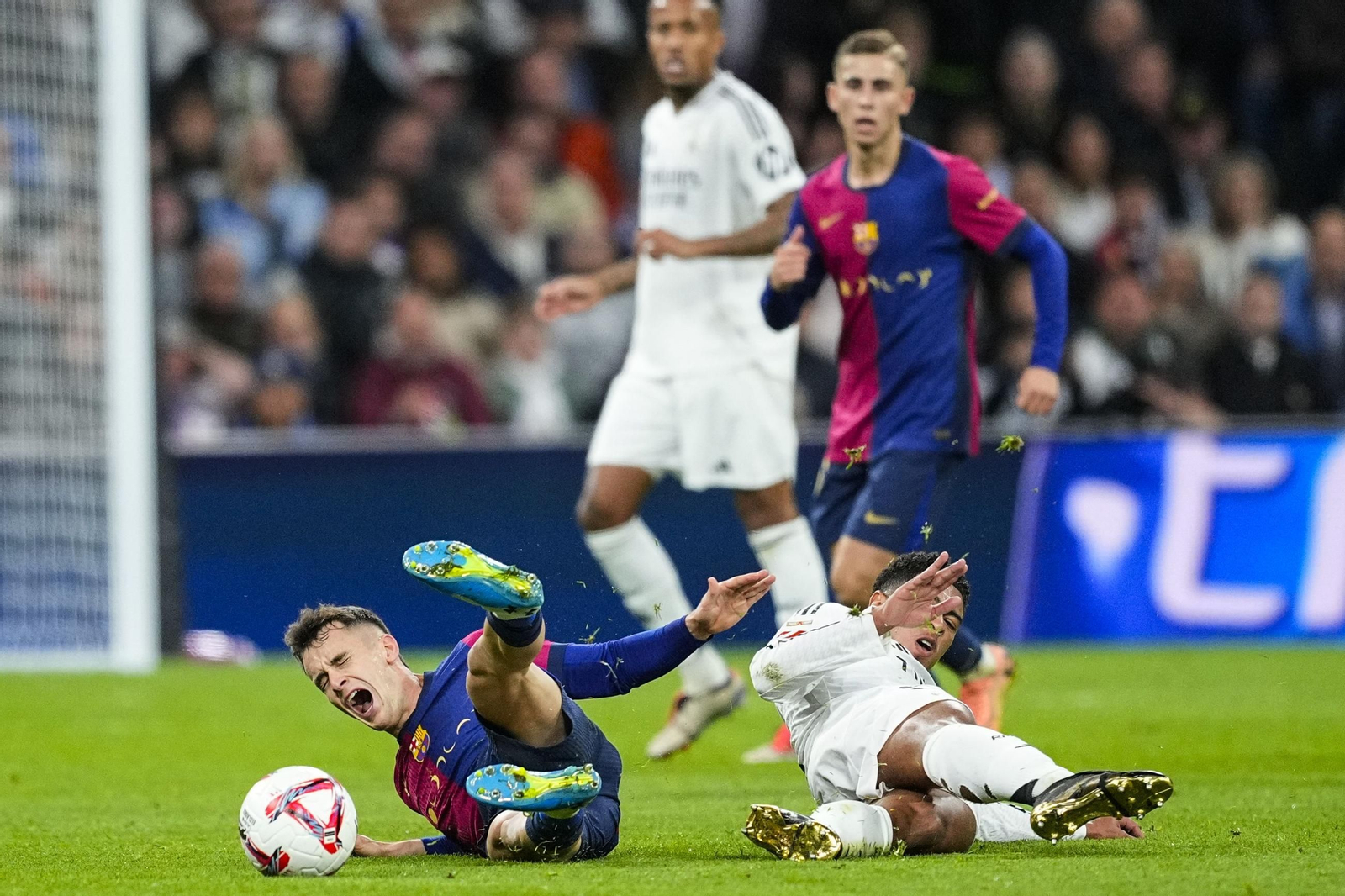La prolongación del Real Madrid - Barcelona: todas las fotos