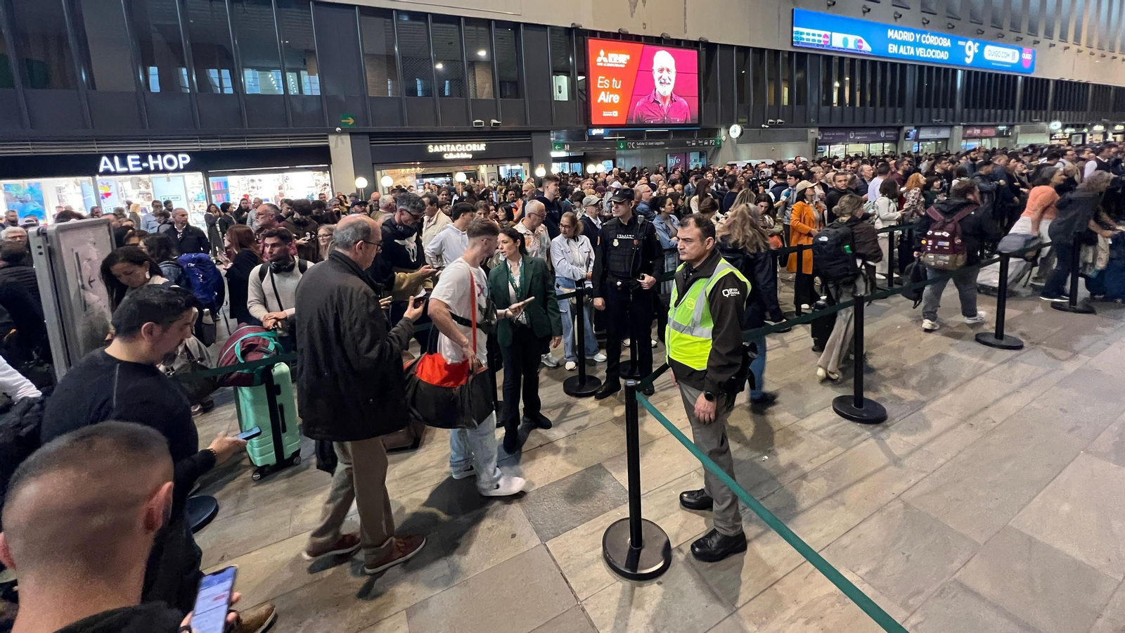 Caos en la estación de Santa Justa