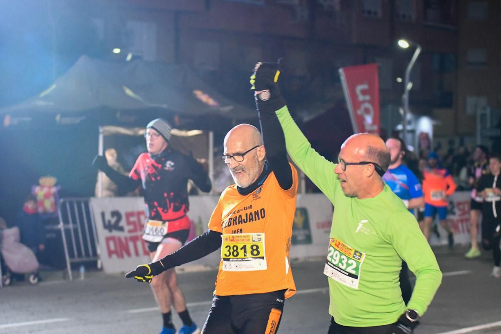 En imágenes: búscate en tu llegada a meta de la Carrera de San Antón 2025 (6)