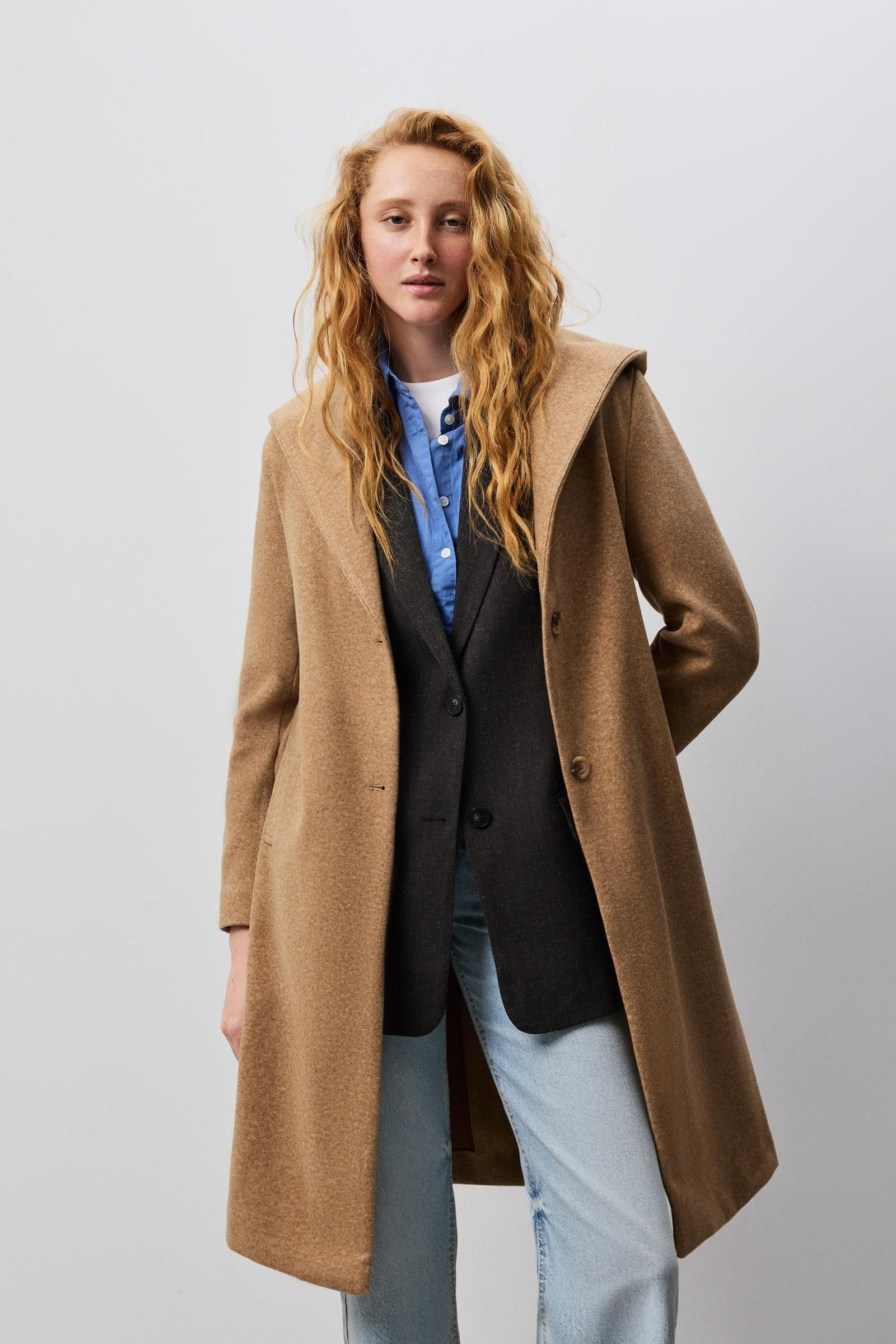 Abrigo cruzado de Lefties.