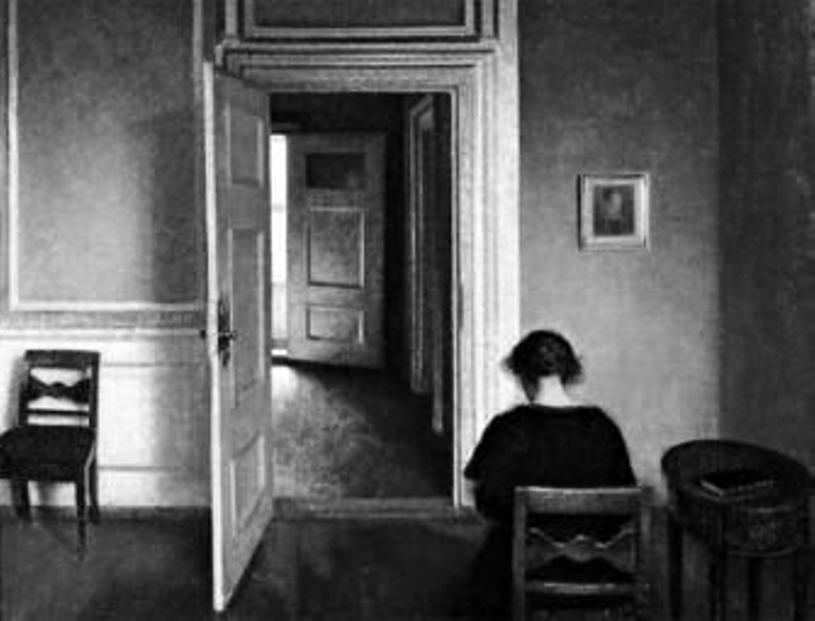 'Interior Strandgrade, 30'. 1906. Vilhelm Hammershoi.
