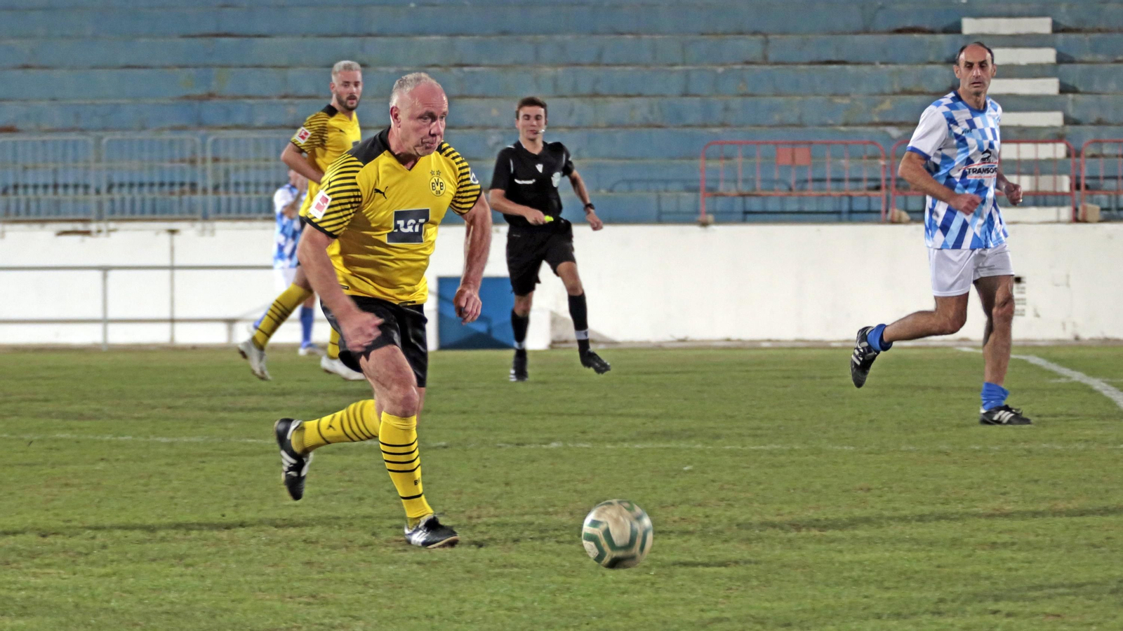 Partido amistoso entre veteranos del Borussia Dortmund y del Xerez CD