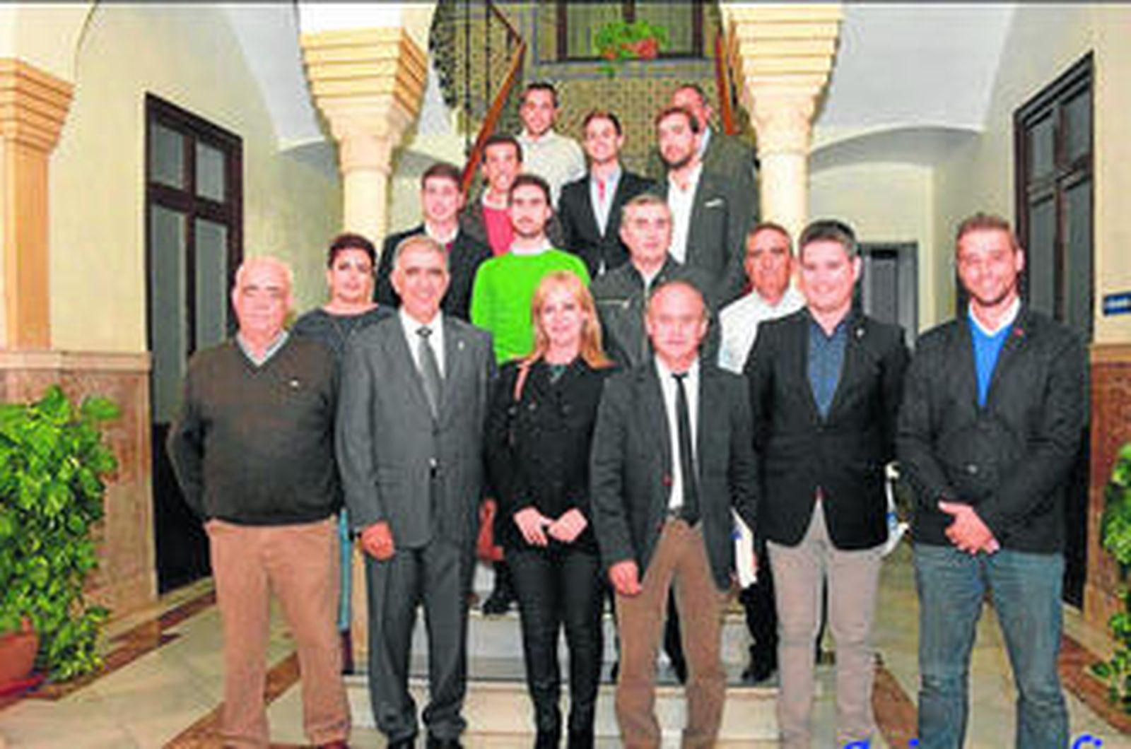 La recepción oficial en el Ayuntamiento sanjuanero, con todos los protagonistas de la noche.