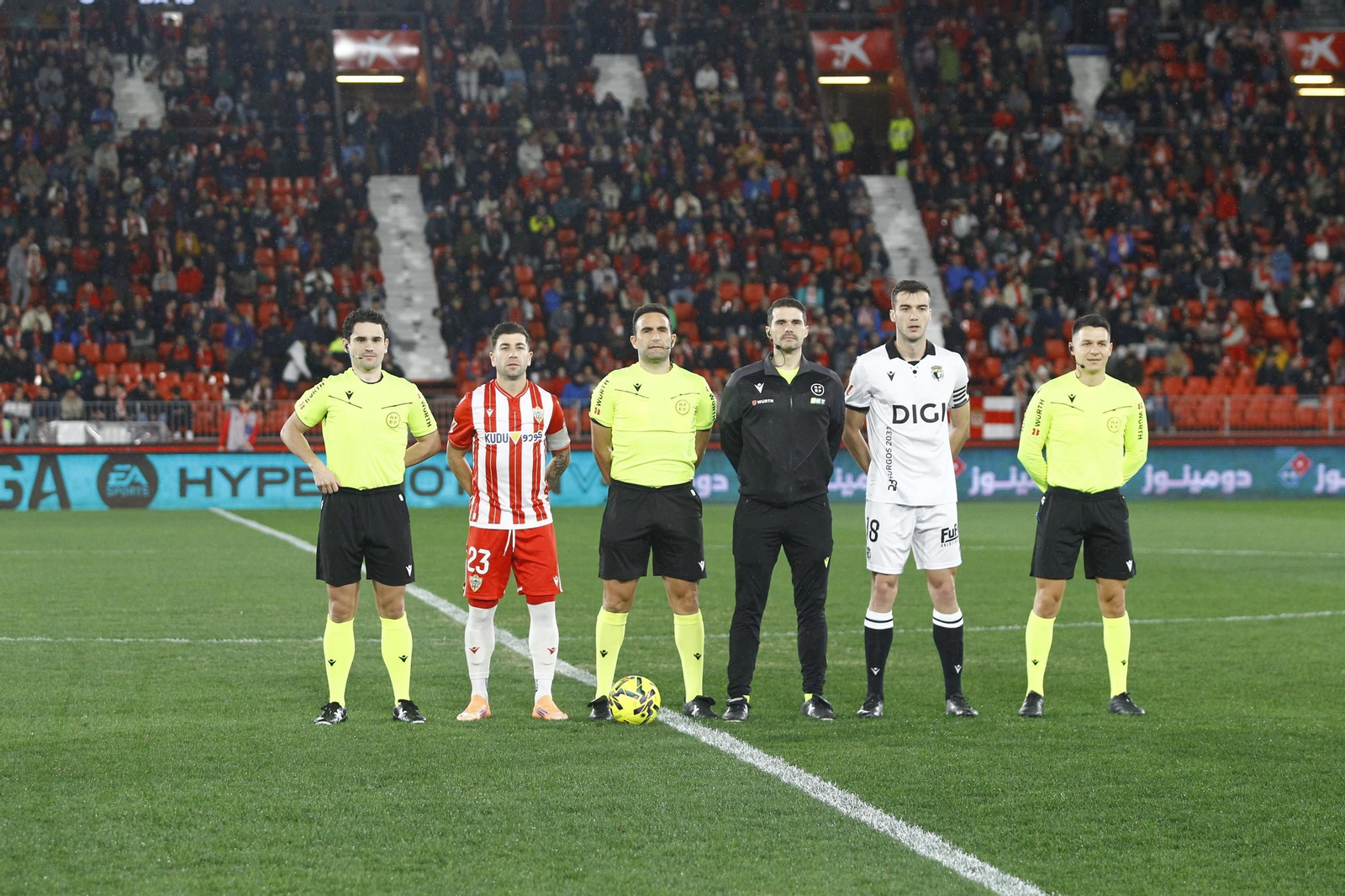 Las fotos del partido de fútbol U.D. Almería-Real Burgos