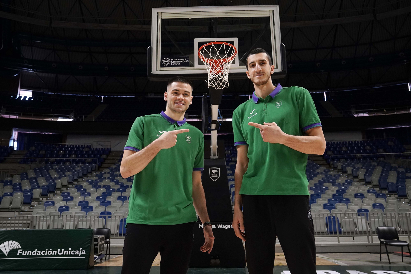 Mooney y Kravic, en el Carpena.