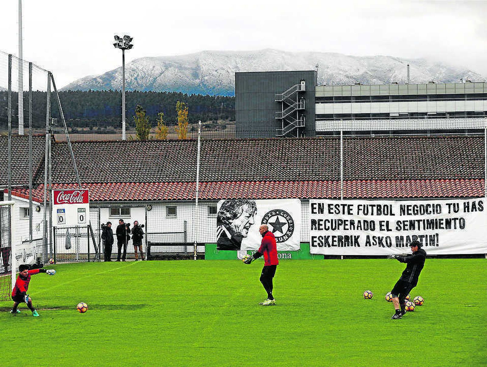 La afición no se olvida de Enrique Martín