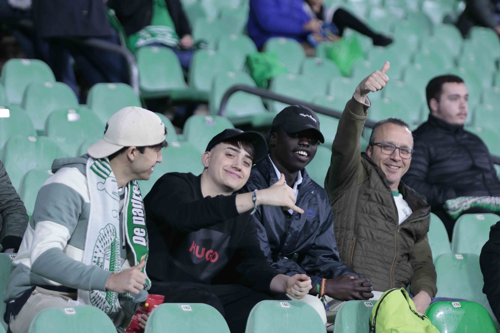 Búscate en las gradas del Villamarín