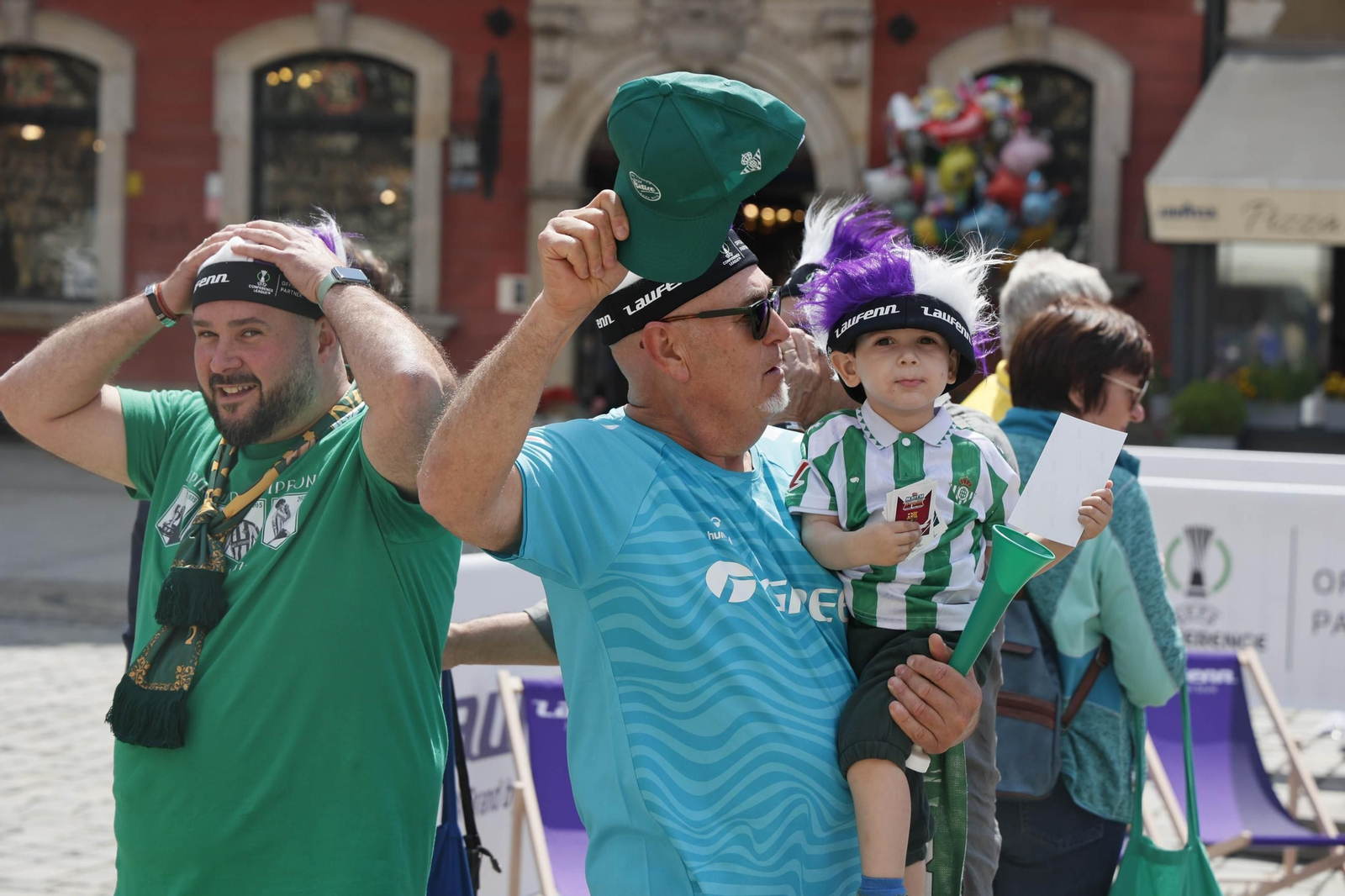 Ambiente previo a la final de la Conference League en Wroclaw (Breslavia)