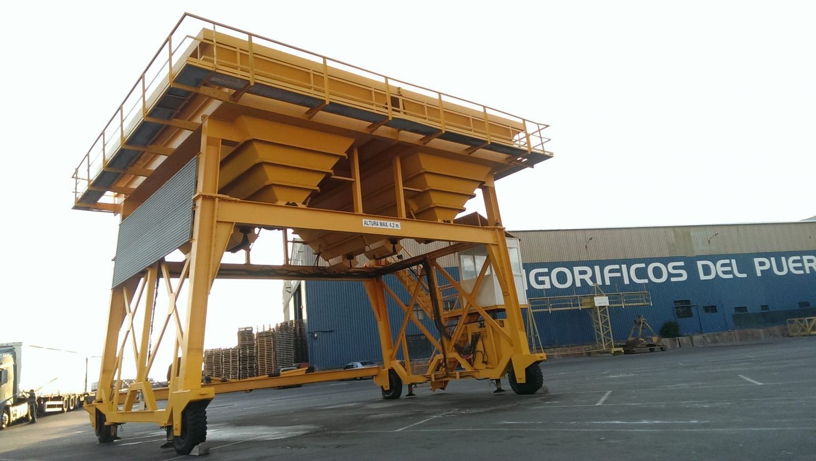 Imagen de un modelo de tolva ecológica.